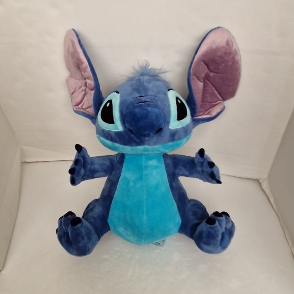Disney store stitch medium plush - Picture 4 of 11
